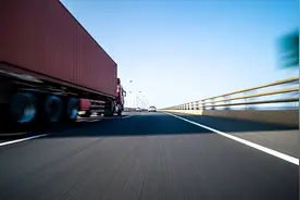 市场观察丨什么是多式联运？对公路货运有何影响？图片