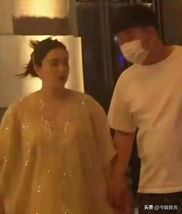 阚清子被曝早产女婴，多重畸形抢救无效去世，细节曝光叹真不应该