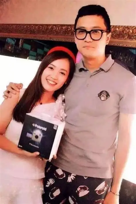送走马蓉又迎来冯清，倒霉的王宝强，终究还是逃不过“女人坑”