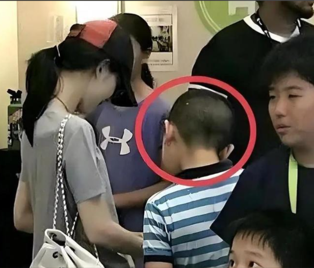 钱再多有什么用？51岁刘强东对大儿子的“亏欠”，至今都难以弥补