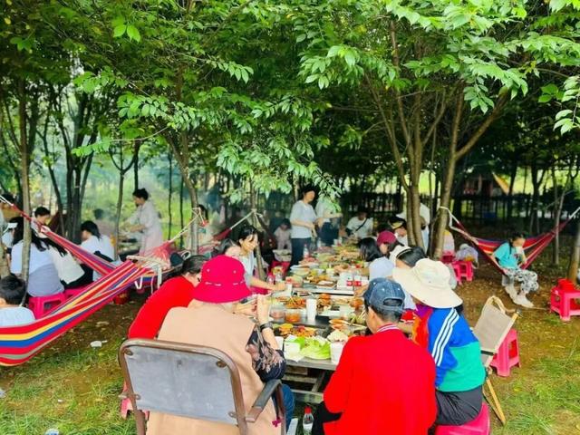 告别人挤人！花海、古寺、采摘……就去昆明周边这个“宝藏地”→