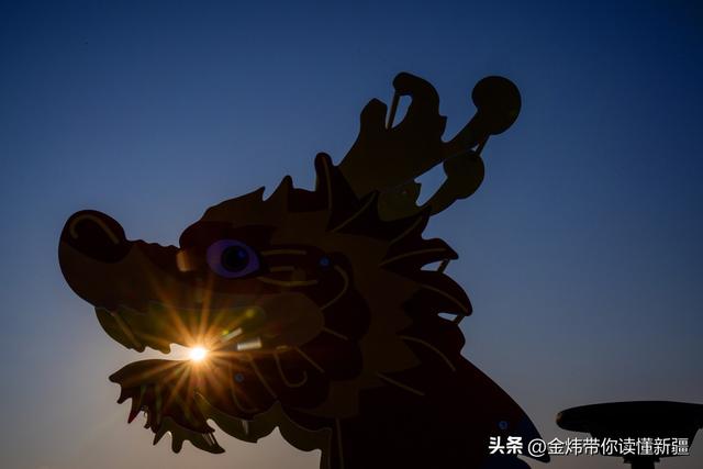 乌伦古湖黄金海岸景区借福海冬捕节分会场东风全力“添柴”冰雪游