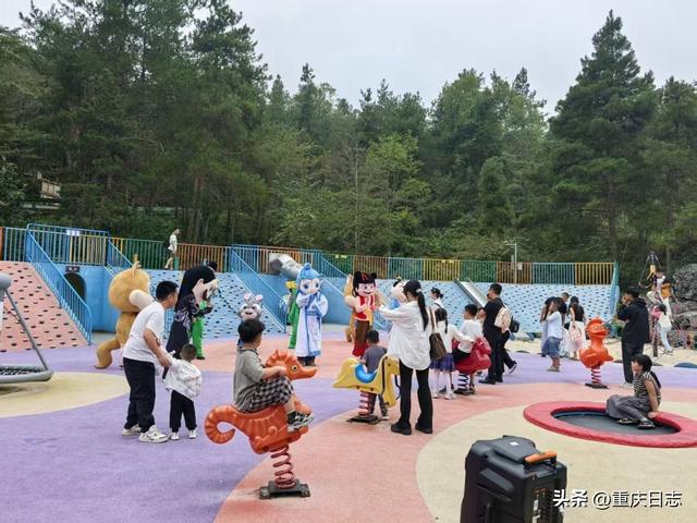 酉阳国庆文旅市场火爆“出圈”，多元场景开启全域旅游新篇章