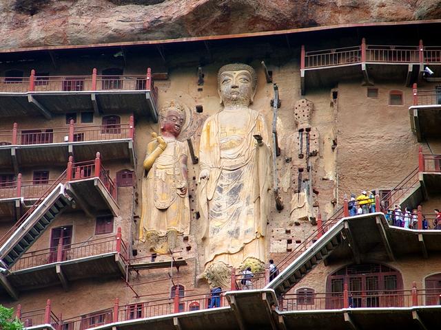 甘肃旅游：两访四大石窟之一的麦积山（图）