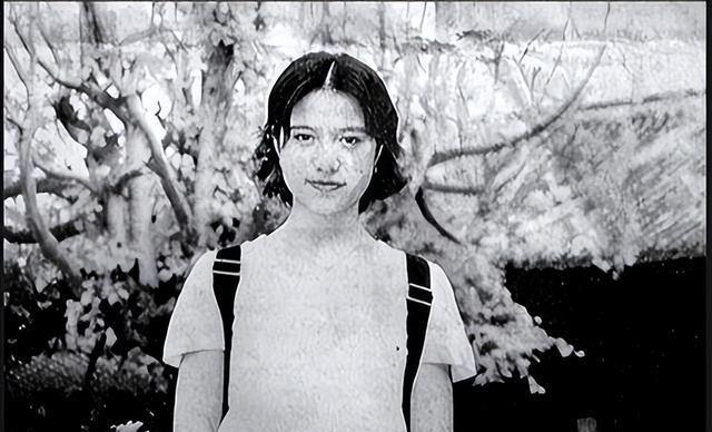 杨振宁去世后，翁帆再发文，49岁无子女的她，早已被安排好了后路