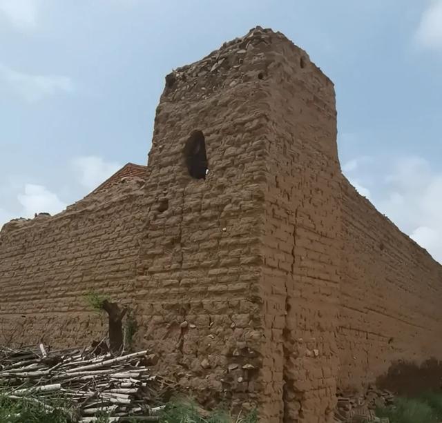 呼和浩特村落：兵州亥村张家大院，断壁残垣中的历史记忆