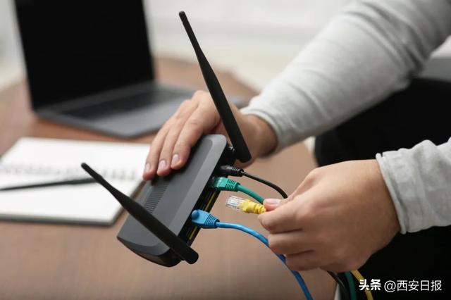 路由器到底怎么摆，网速才更快？很多人都摆错了