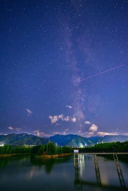 梦幻星空景致