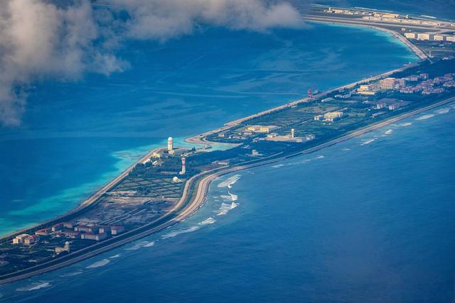 事情闹大了，马科斯遭红色通缉后，又接到弹劾案	，菲律宾要变天了