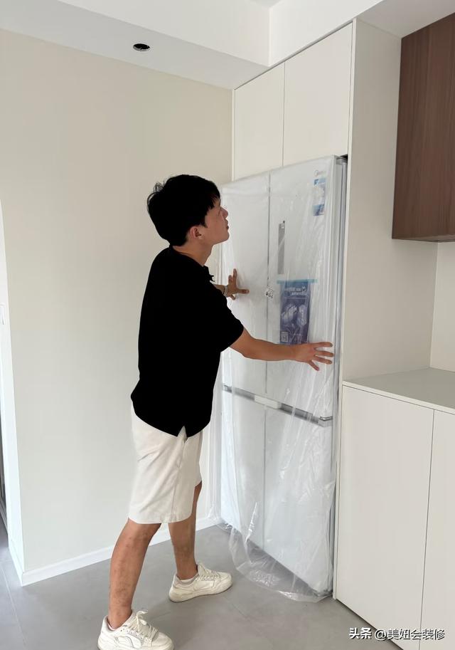 法式门vs十字门冰箱，到底怎么选？看完这6点，不怕被导购忽悠！