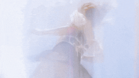 扯白||被叫“女士”的年纪，我却更相信童话了