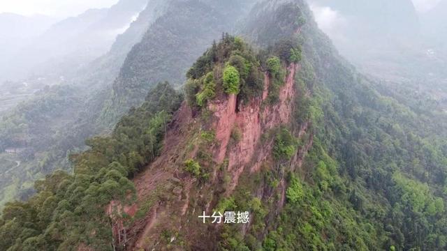 重庆江津丹霞绝壁上的军事要塞，冷兵器时代堪称不可攻克之地