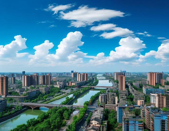 四川的“下一个成都”，不是攀枝花也不是绵阳，而是一座小城市！
