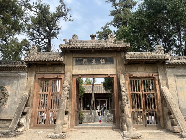 地上文物看山西，山西文物看汾城古建筑群