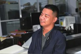 从敲白铁皮到开出年入千万的企业，苏州脑瘫老总上演“逆袭”传奇图片