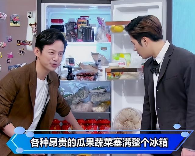 李湘被禁关5天后	，家境被扒底朝天，父母身份曝光，果然不简单