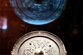 “昭君出塞镜”等多件文物被追回！洛阳警方侦破特大倒卖文物案图片