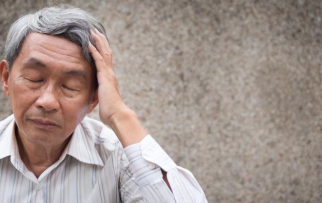 “吃饭八分饱”错了？医生建议：过了60岁，吃饭要尽量做到这6点