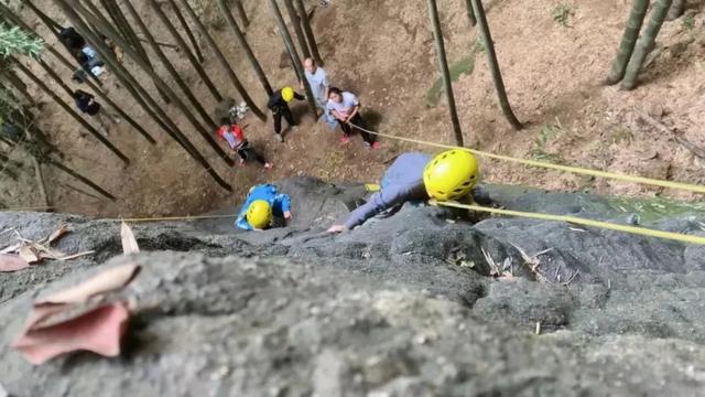 周五宠粉日｜去户外定格温馨家庭时光，更有全能亲子通关赛免费参赛名额等你来领！
