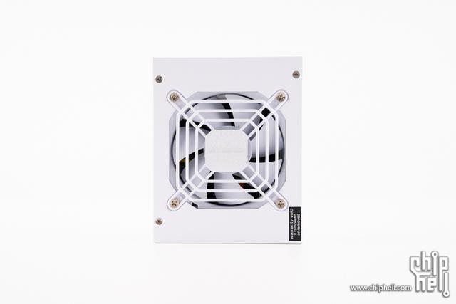 赛博鱼缸，技嘉 冰雕 B850M + 影驰 5080 金属大师 + COOJ Z18 装机