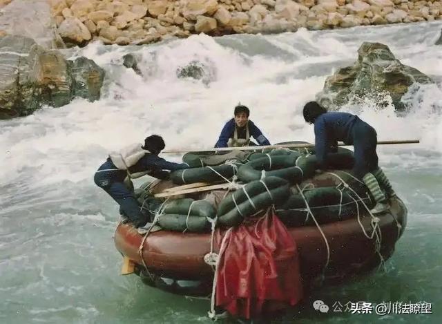 云南省丽江行之虎跳峡