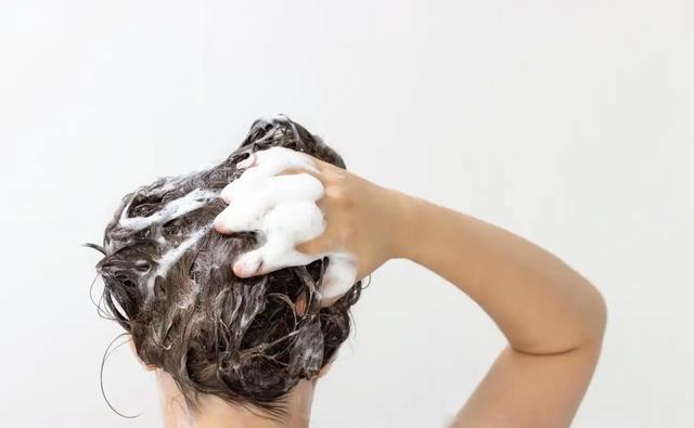 今日立冬,再忙也要记得:3不洗,2不吃,4不穿,3不碰,安康入冬