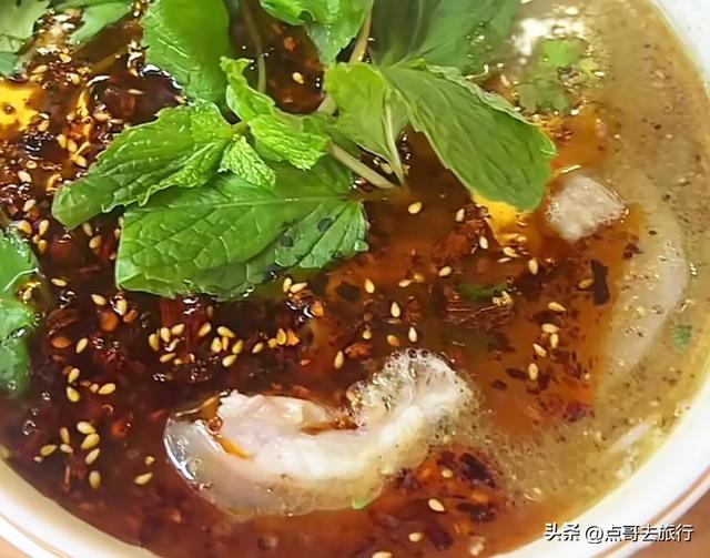 四川被冷落的古镇，中国的诺亚方舟，美食诱人被严重低估！