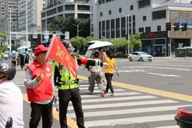 电动车主笑了！多地明确：取消违章“5项处罚”，不戴头盔也在内图片