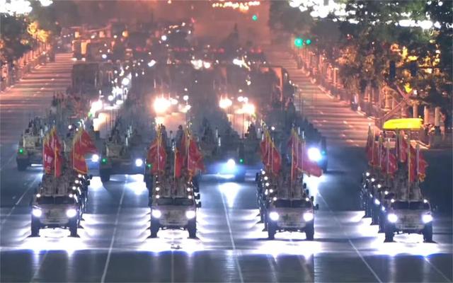 第一个公然拒绝北京阅兵的总统出现，中国被降格对待，不能再忍