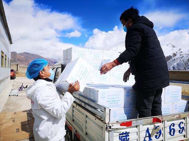 西方专家直言养不起，中国为何坚决砸3600亿，也要建成川藏铁路？