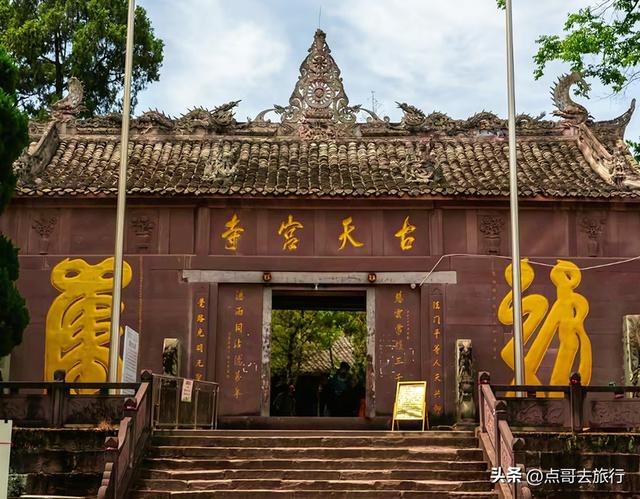 成都金堂爆红的徒步路线，被严重低估，360度观景台超级惊艳！