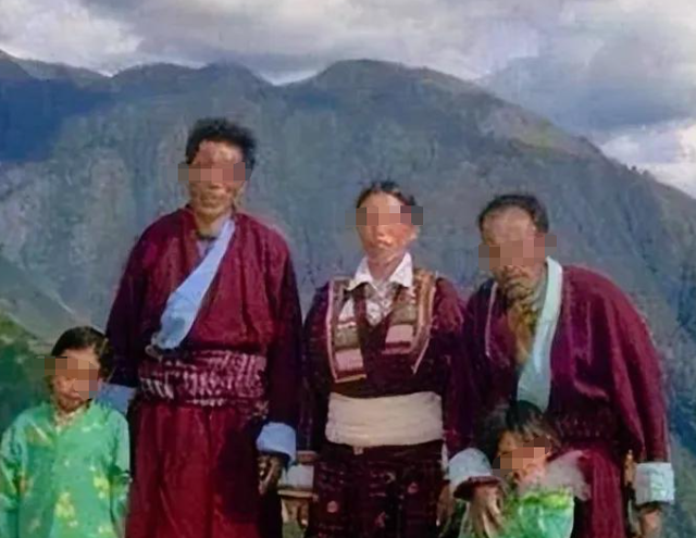 这个一妻多夫制的民族，晚上一家怎么过？女人直言：没有幸福可言