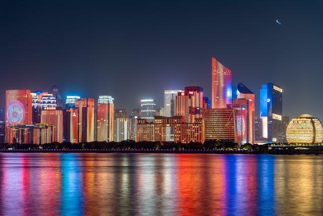 杭州夜未眠：这5处小众夜景，90%的游客都错过了！最后一个绝了！