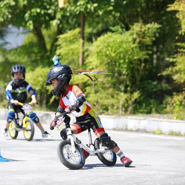 11.8-9日，“大美里耶・云端上的骑行”自行车赛邀你共赴精彩