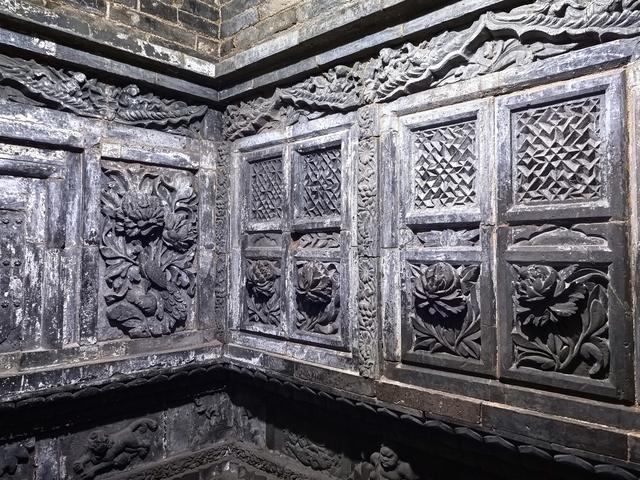 2025年稻城亚丁自驾之旅（5）新绛龙兴寺