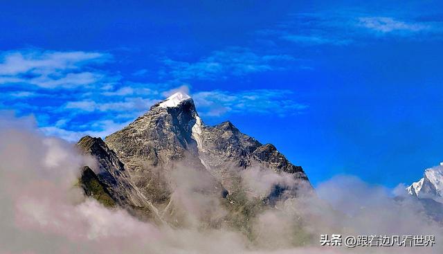 《219西藏南南线》中尼边境：乃夏村 晨雾织彩缎，田园藏仙境