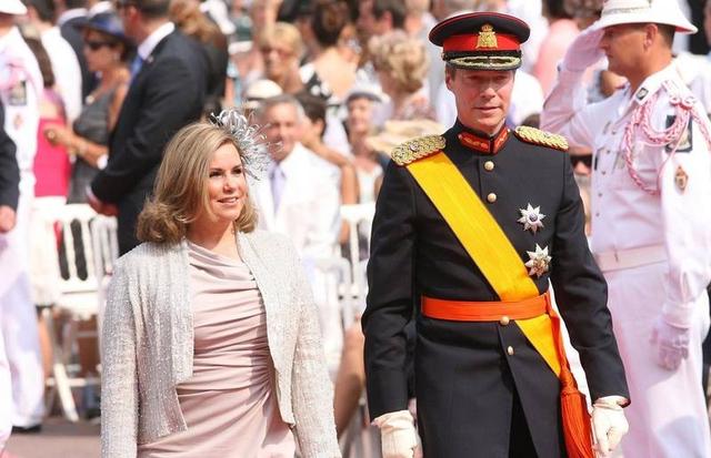 全球最富有王室的豪华住宅大揭秘