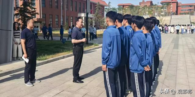 这所学校火爆出圈——邯郸市第五中学“双冠”辉映成长之路