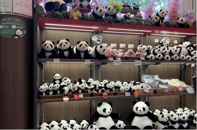 中日韩达成联合声明后，日本提新要求，索要中国国宝，日民众叹息