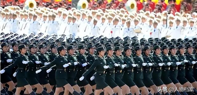 又有2名间谍现身？93阅兵军机训练期间，我国军事机密险遭泄露