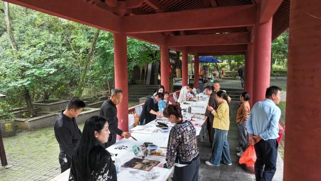 【网络中国节·中秋】人气十足！皇藏峪好热闹！