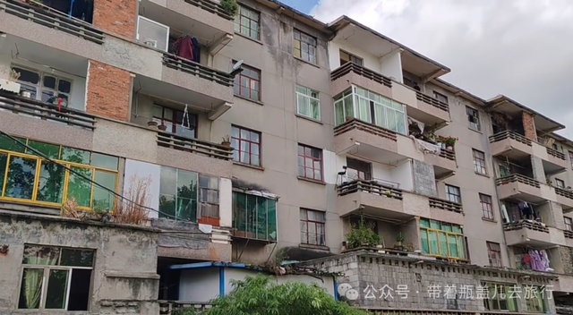 贵州大山里神秘军工厂，180米天然溶洞里为战机造零件，太震撼