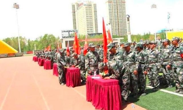 中国唯一一个兵城，被称为最安全的城市，城内一半人口是军人