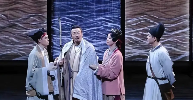 爱妻朱媛媛离世5月后，辛柏青又传来坏消息；原来他还没走出悲伤