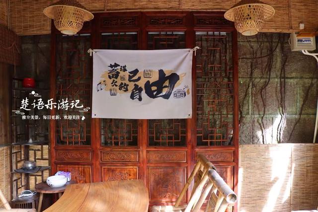 浙江宁波这处风景隐藏在山岙里，堪比桃源秘境，成为周末休闲胜地