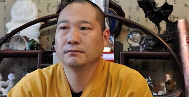 螳螂捕蝉黄雀在后！释永信倒台一个多月后，最大的受益人出现了