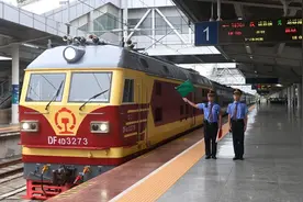 坐着火车去越南！中越国际联运旅客列车时隔五年恢复开行图片