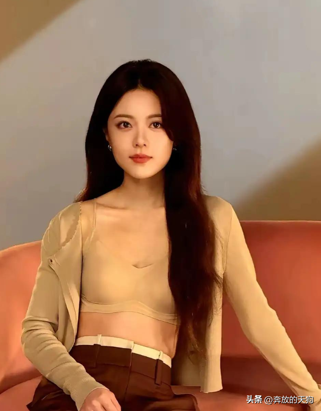 看到赵今麦的内衣广告，我第一反应是：疯了吧？