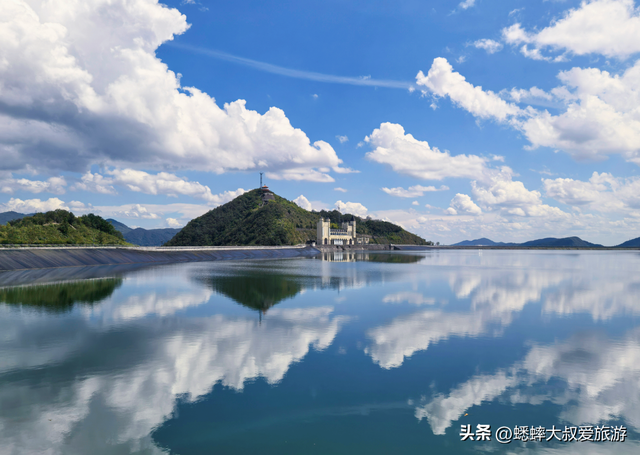 海拔928米的浙江宝地，山顶竟然有“天池”，秋日自驾，惊喜百分