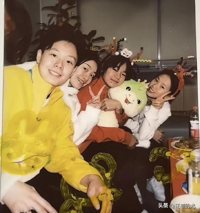 全红婵给跳水梦之队大汇演送祝福 陈芋汐陈艺文昌雅妮陈若琳都去了